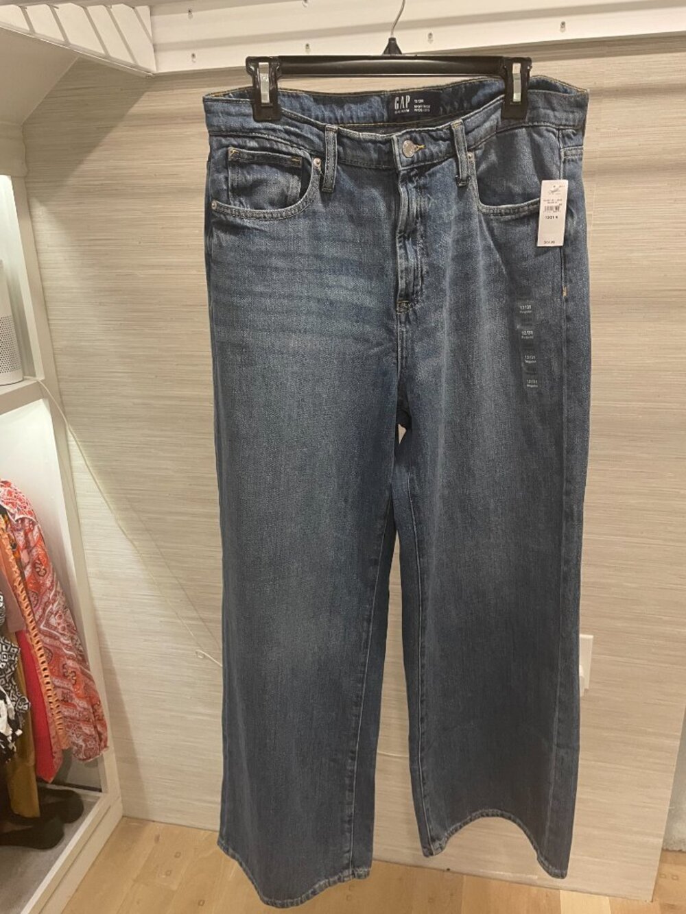 GAP High Rise Wide Leg Jean, Size 12/31R